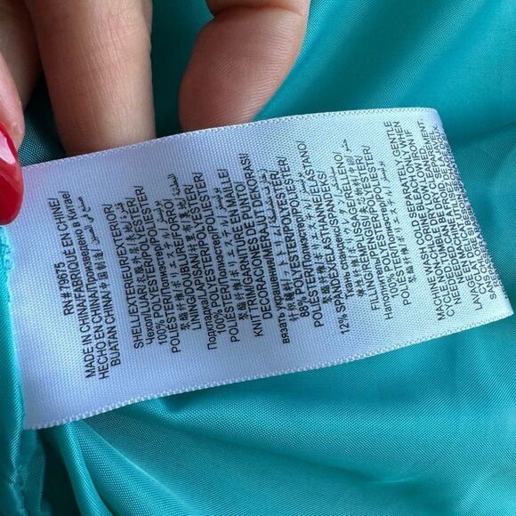 NWT BCBGeneration Water Resistant Puffer Coat Hood Size Small Aqua Blue Winter - Picture 9 of 9